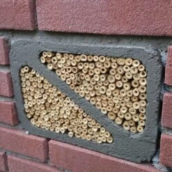 Insektenhotel WoodStone "Salina", Grau -Vogel Futter Geschaft 92056 fassade