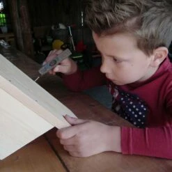 Bausatz Eichhörnchen-Futterautomat „Sanjo” -Vogel Futter Geschaft baupaket eichhornchen futterautomat sanjo 30313 01 2