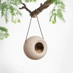 Futterkugel „Lisa“ (Beige) -Vogel Futter Geschaft lisa white steel hook